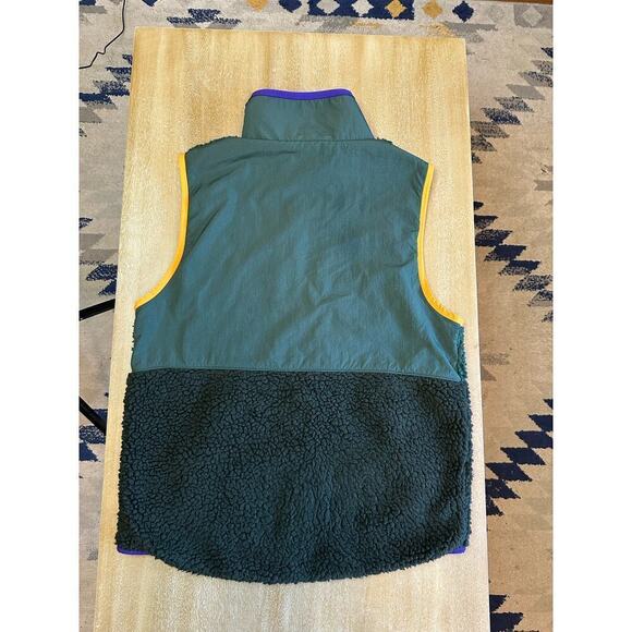 Nike Sherpa Fleece Vest - Picture 3 of 7